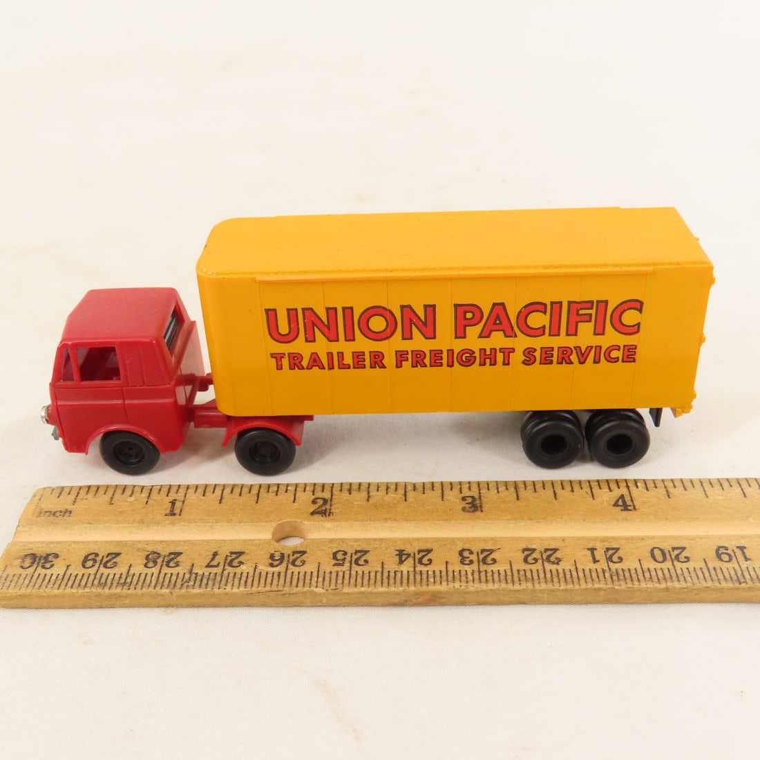 AHM, Tyco & Other HO Engines, Vehicles & More - 19