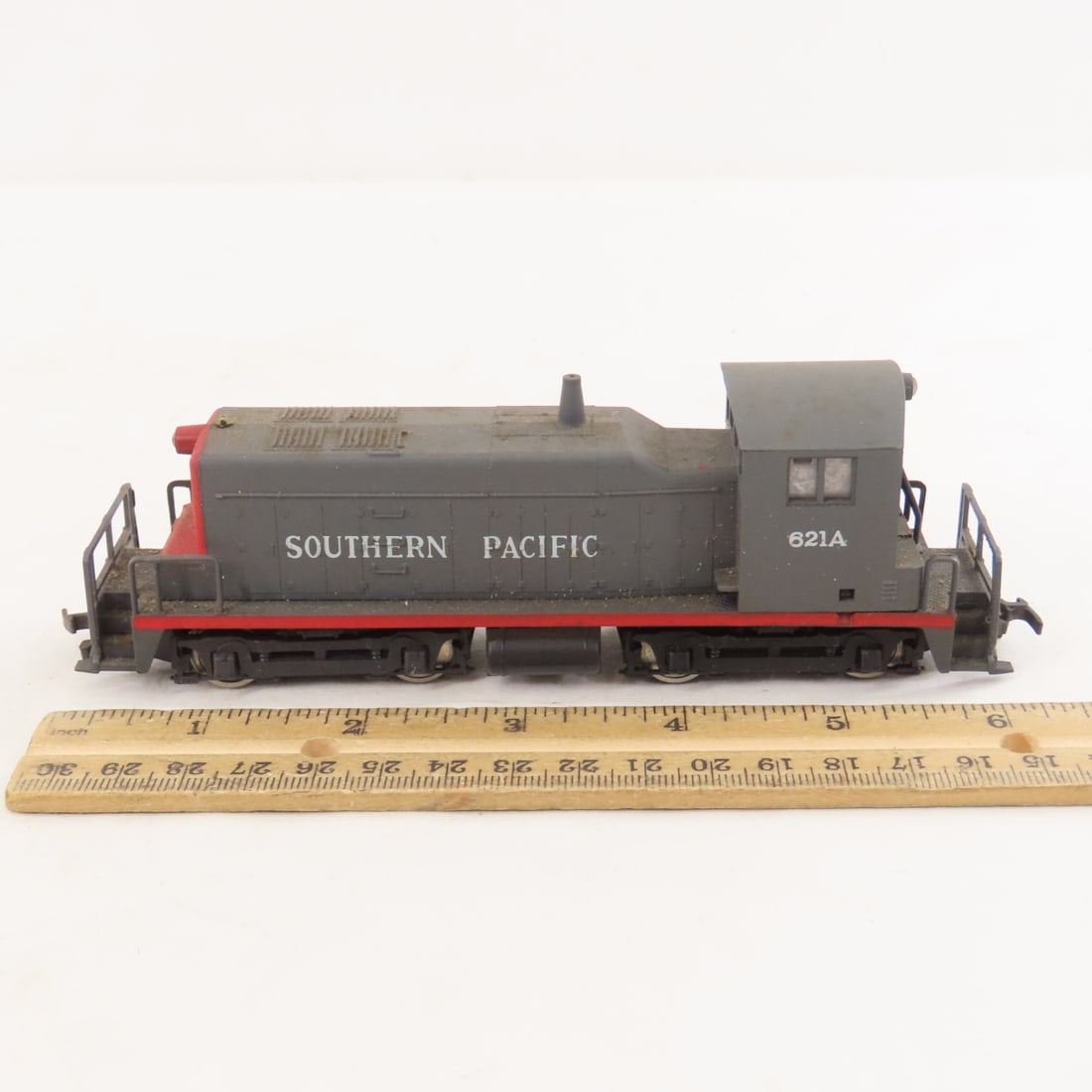 AHM, Tyco & Other HO Engines, Vehicles & More - 3