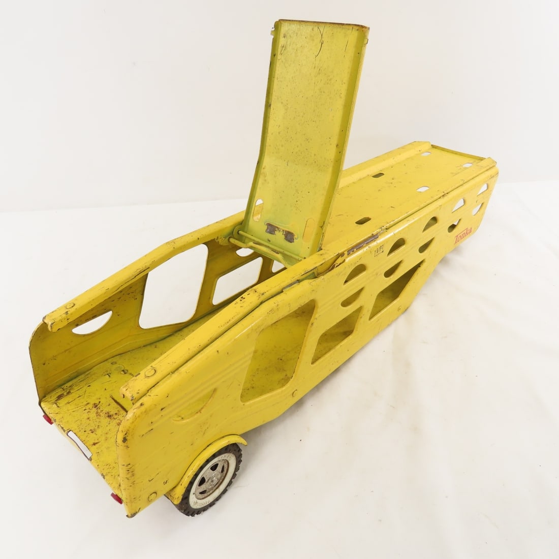 Vintage Tonka Pressed Steel Car Hauler - 16