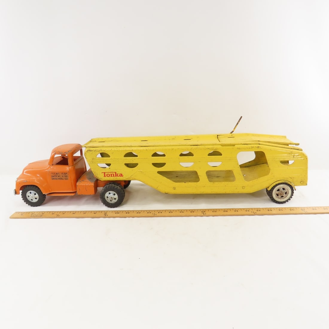 Vintage Tonka Pressed Steel Car Hauler - 2
