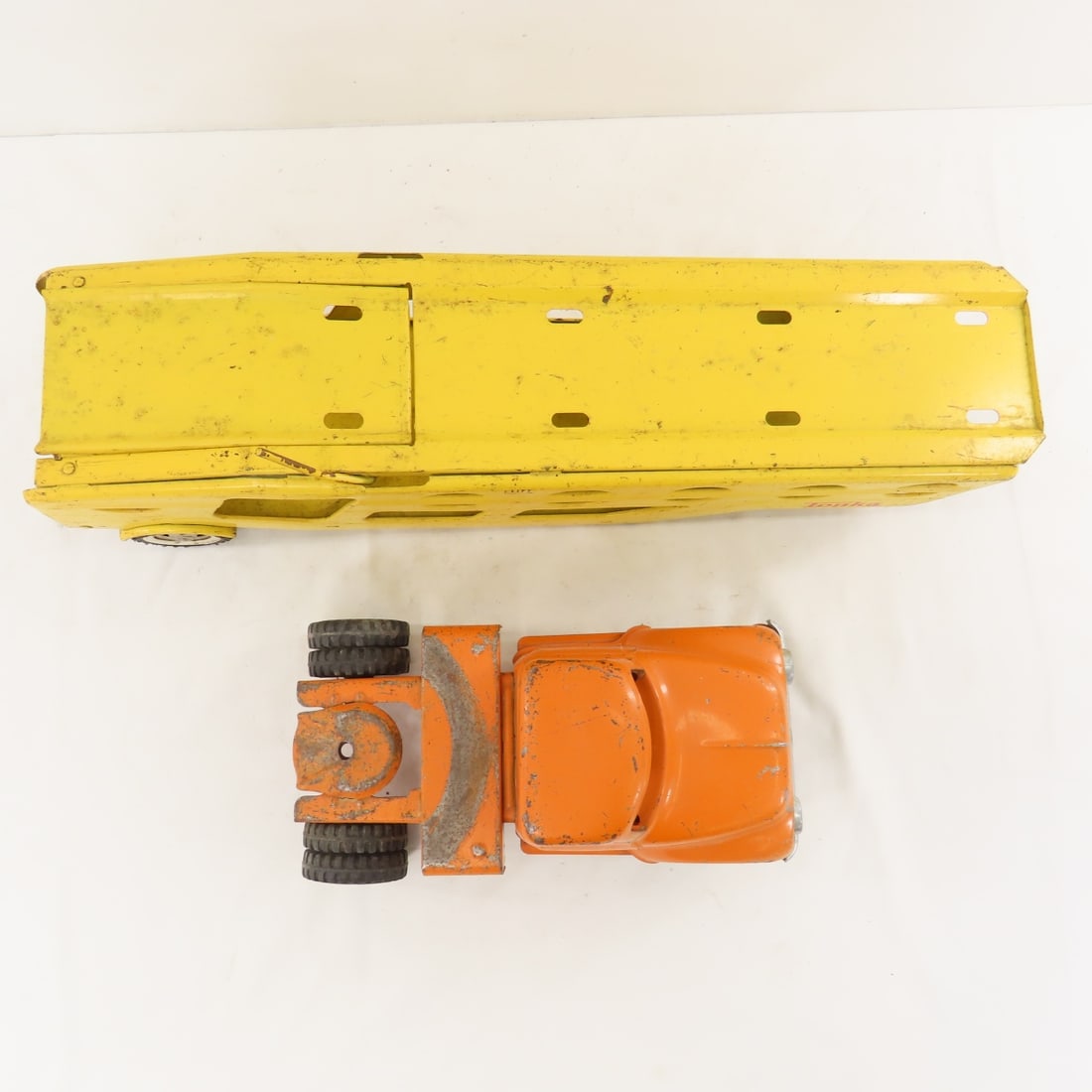 Vintage Tonka Pressed Steel Car Hauler - 9