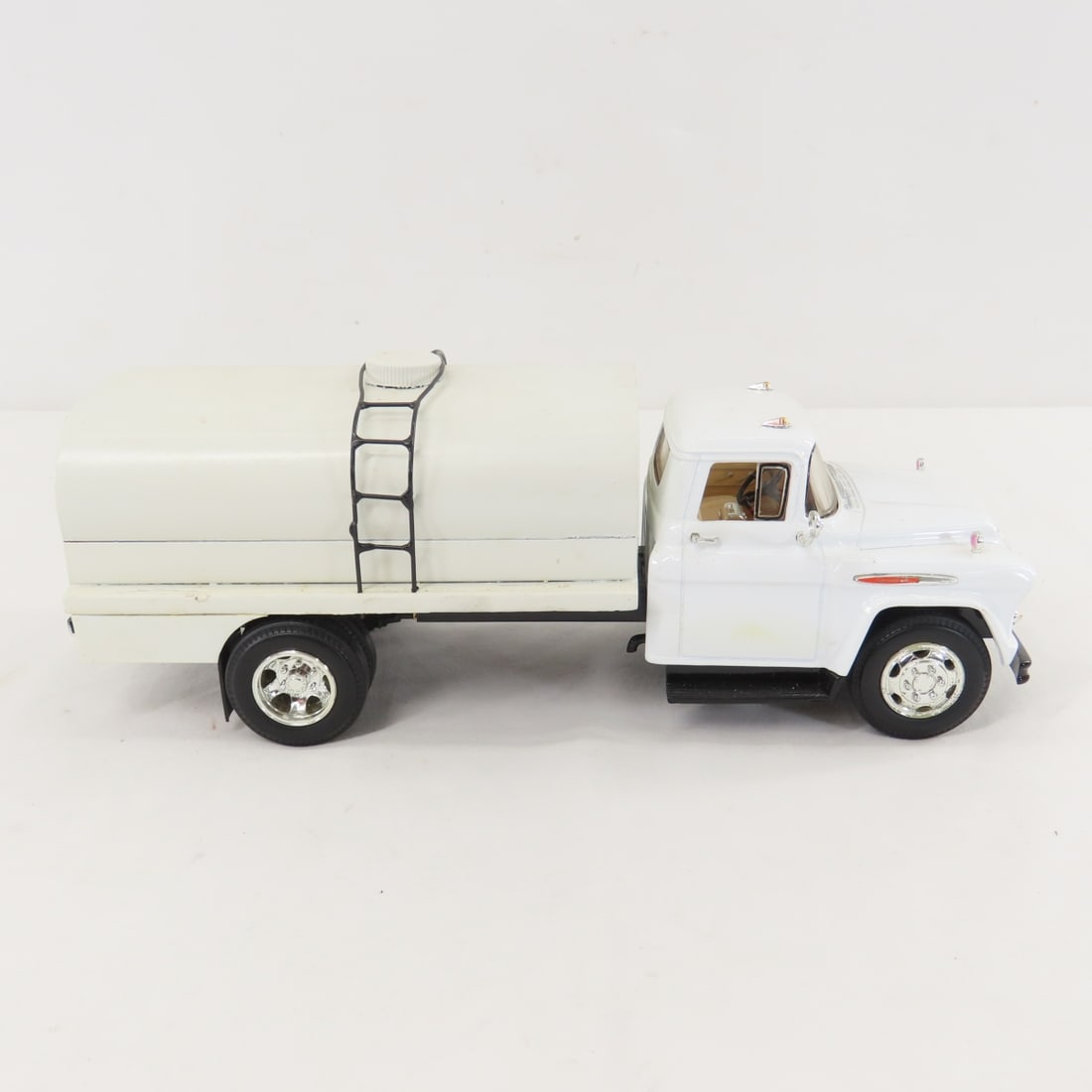 ERTL 1957 Chevrolet Truck with Custom Tanker - 6