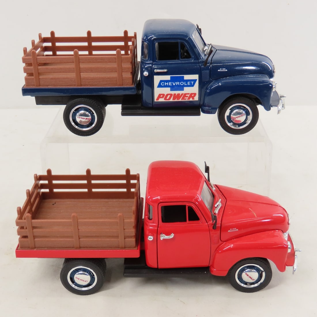 5 Truck Coin Banks & 3 1/24 Diecast Stake Trucks - 12