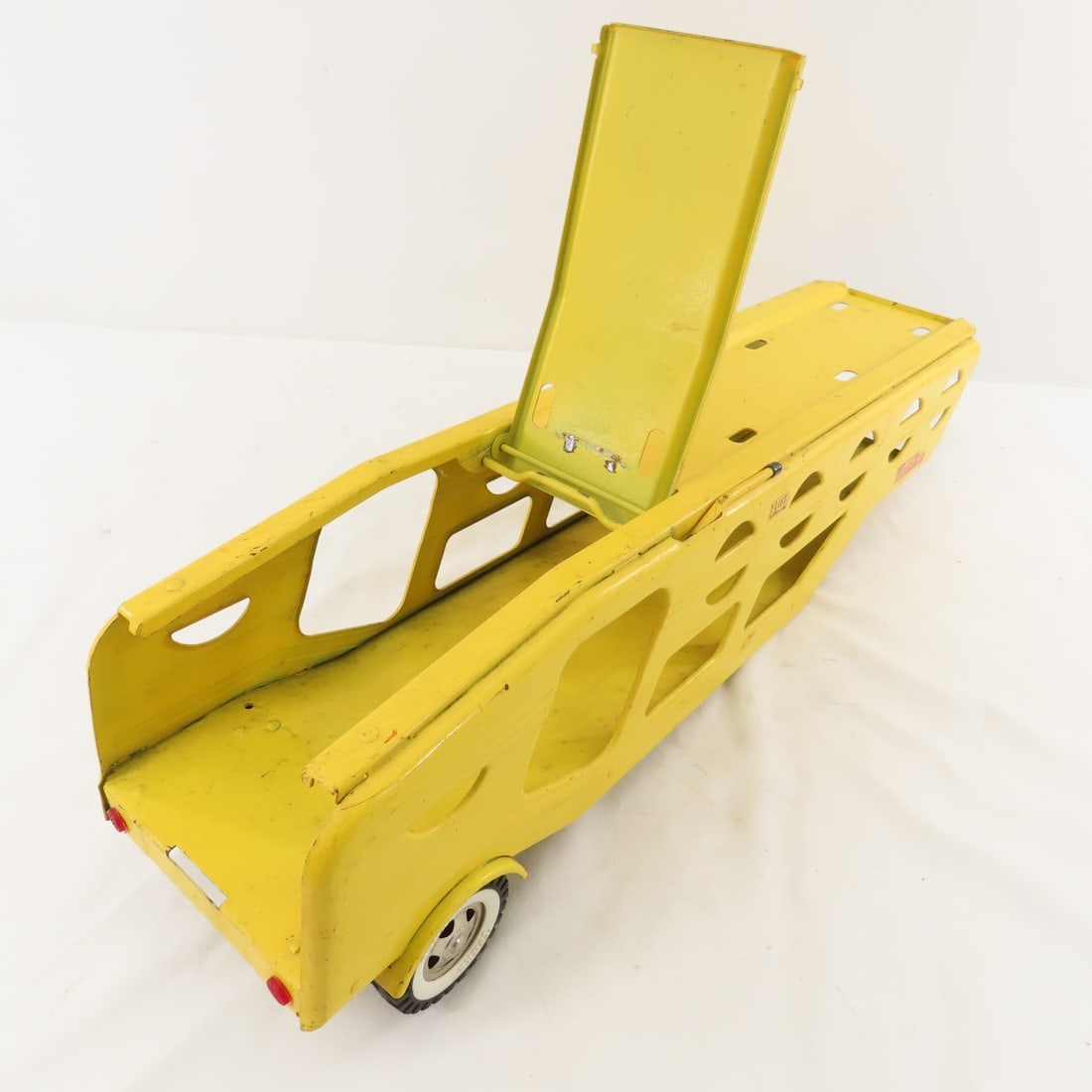 Vintage Tonka Pressed Steel Car Hauler - 16