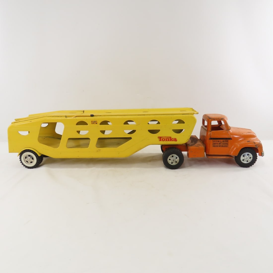 Vintage Tonka Pressed Steel Car Hauler - 6