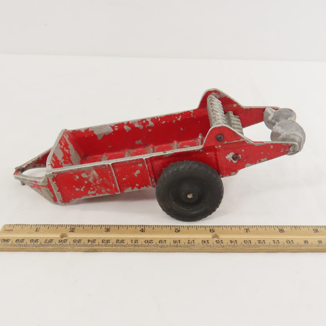 ERTL International 404 Tractor & Implements - 10