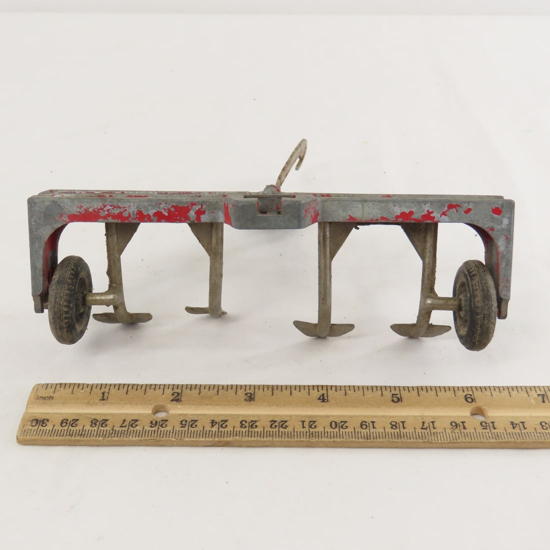 ERTL International 404 Tractor & Implements - 16