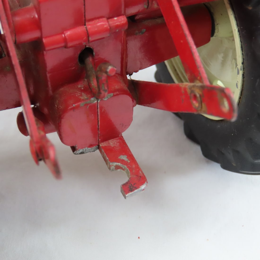 ERTL International 404 Tractor & Implements - 9