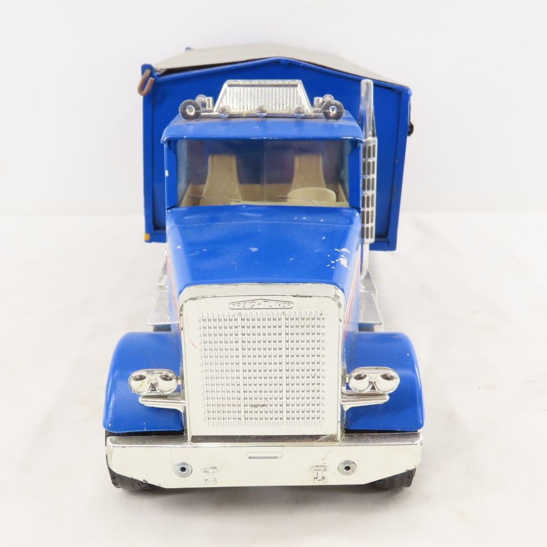 Custom Nylint Freightliner Grain Hauler - 8