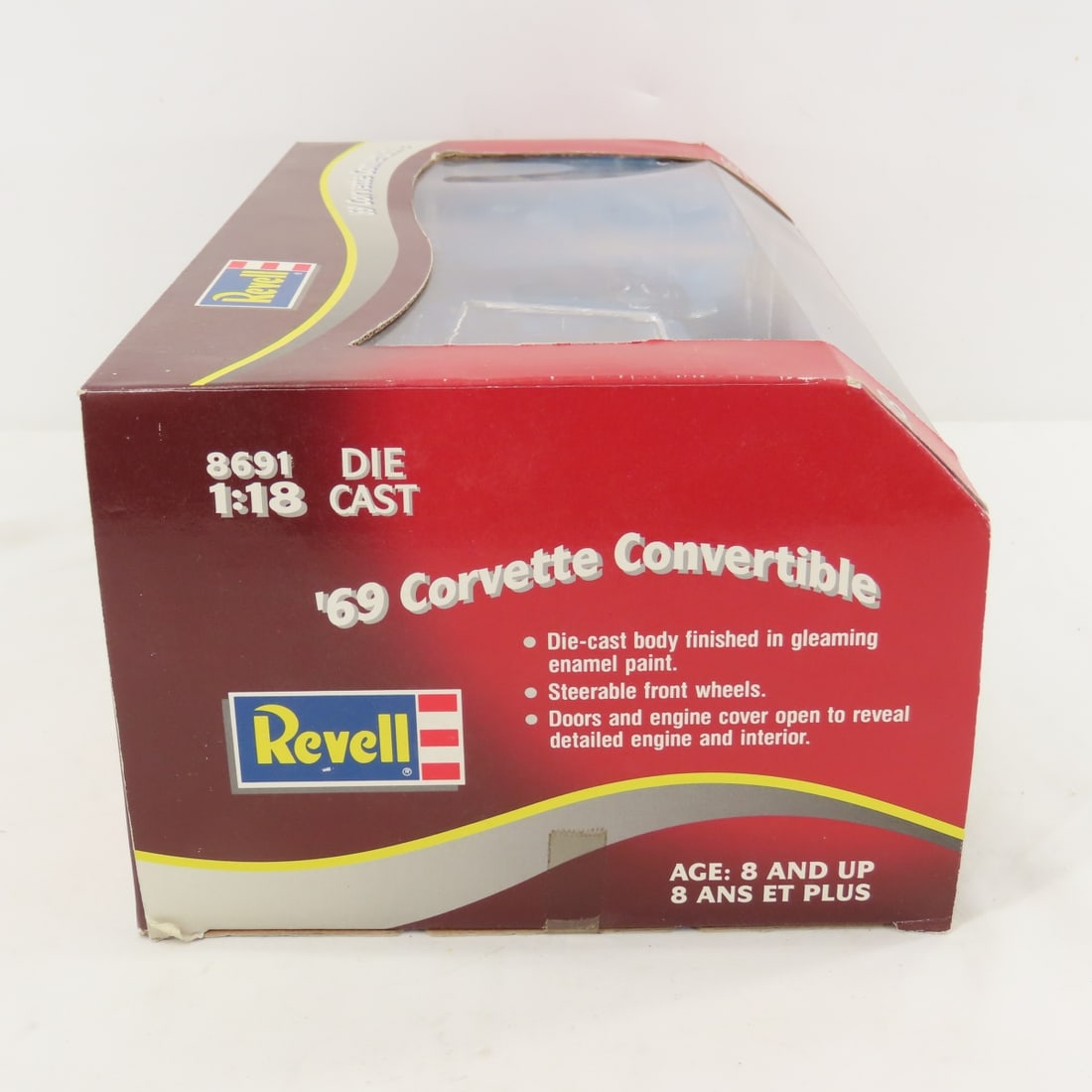 2 Revell 1/18 Diecast '69 Corvettes- 1 in Box - 3