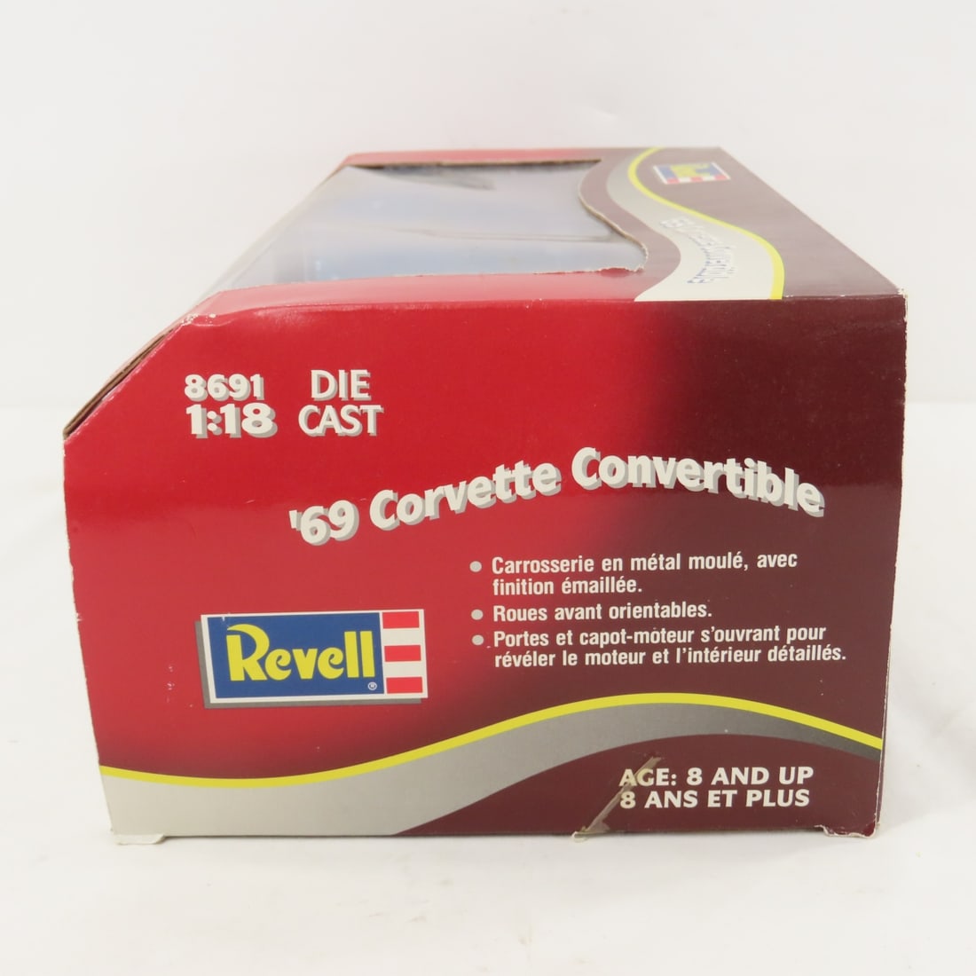 2 Revell 1/18 Diecast '69 Corvettes- 1 in Box - 5