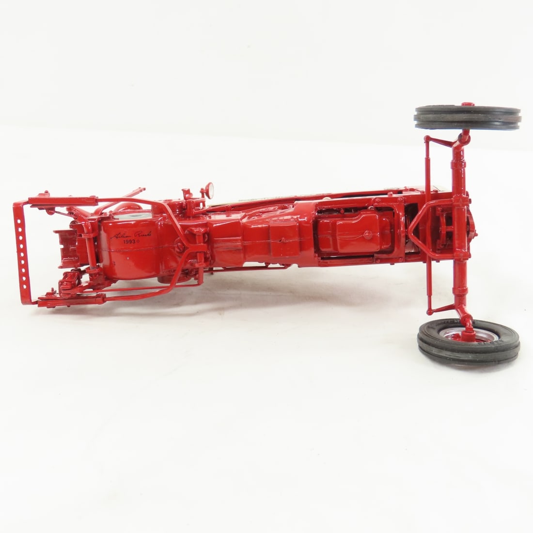 Gilson Riecke Farmall 450 Tractor- damaged - 10