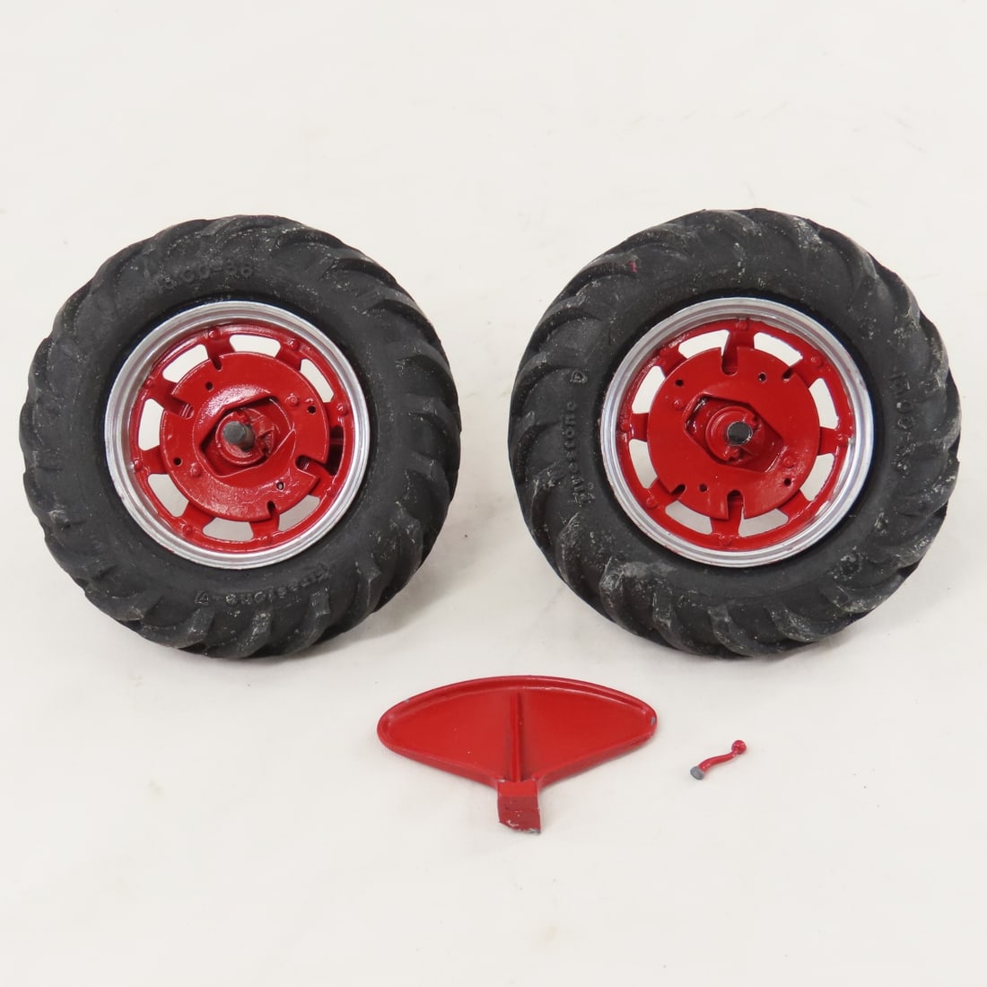 Gilson Riecke Farmall 450 Tractor- damaged - 18