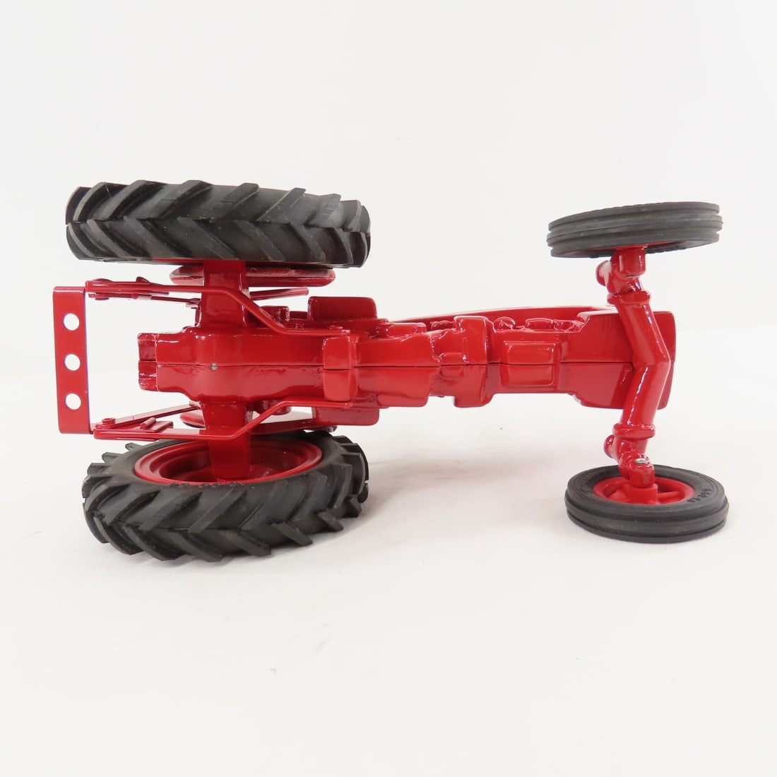 Unmarked Custom International 300 Utility Tractor - 10