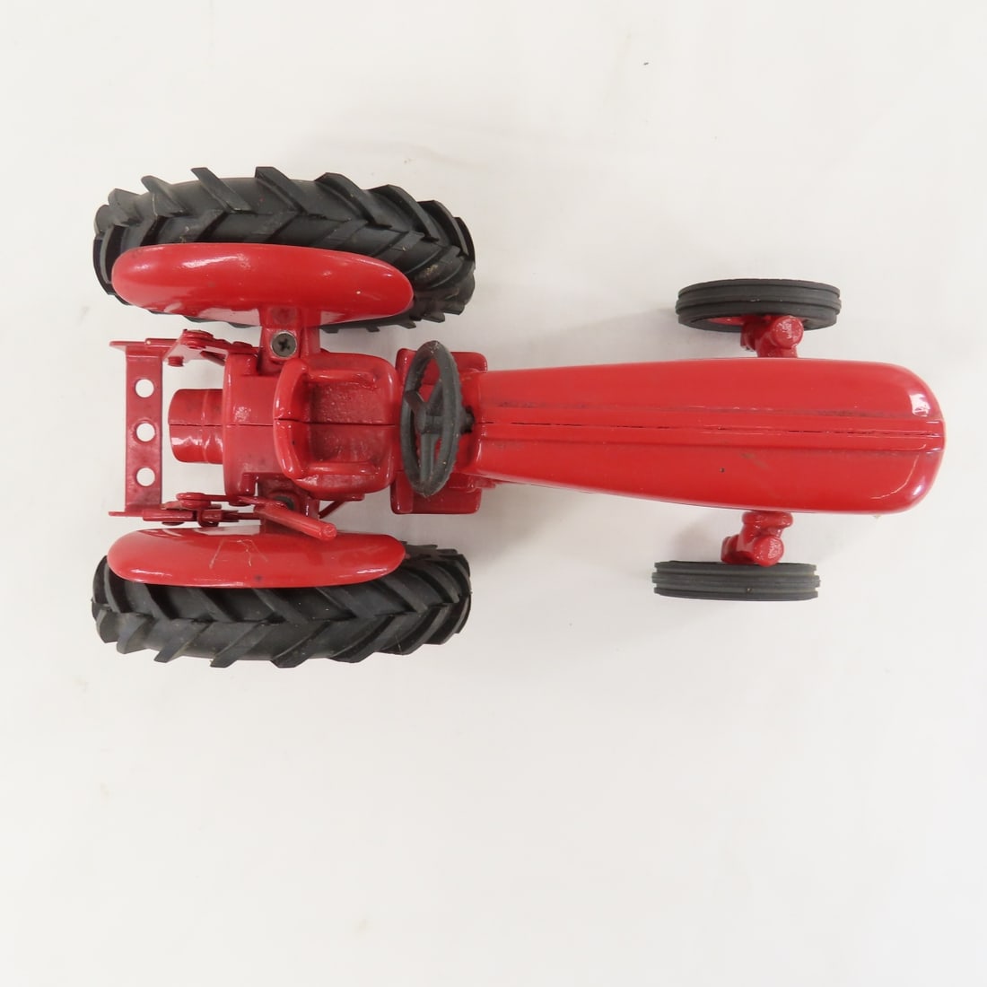 Unmarked Custom International 300 Utility Tractor - 9
