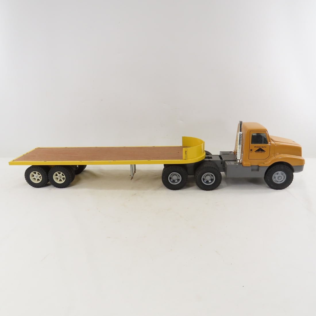 ERTL McClinton-Anchor Tractor & Custom Flat Bed - 6
