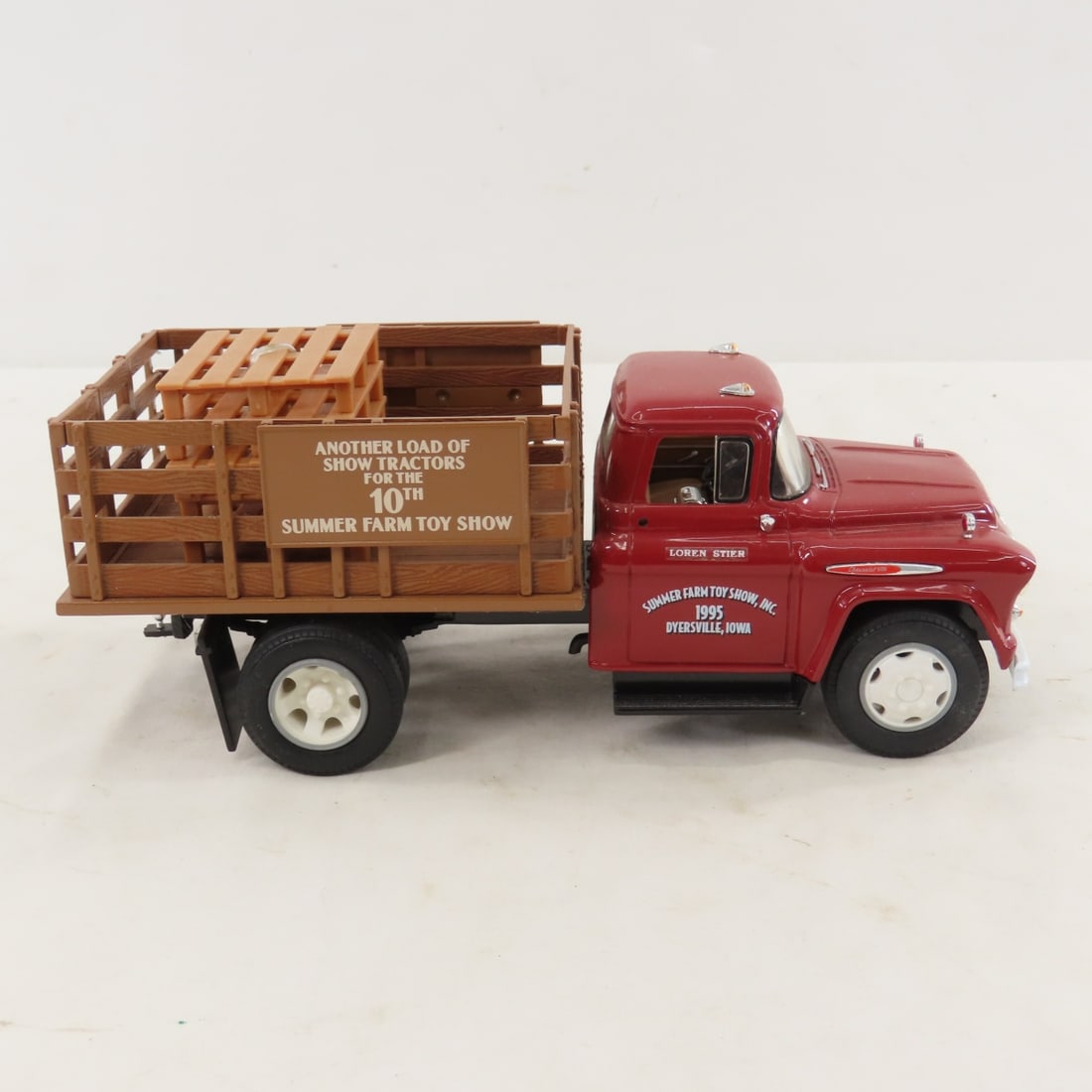 2 ERTL 1995 Summer Farm Toy Show Stake Trucks - 18