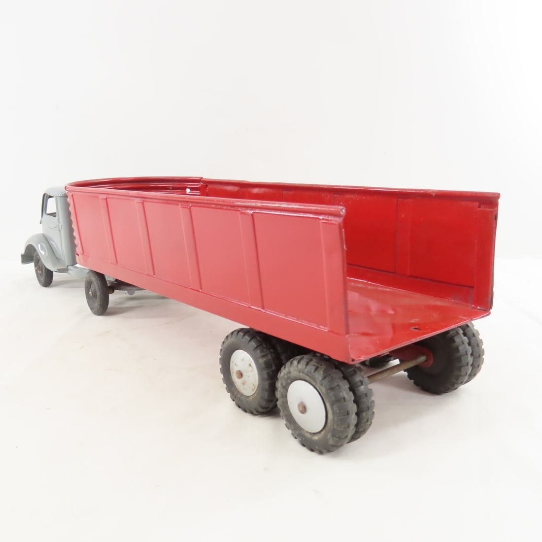 Repainted Kingsbury Truck with Structo Trailer - 3