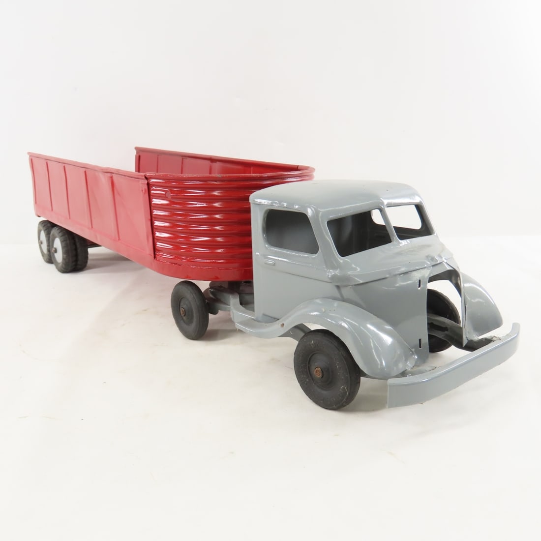 Repainted Kingsbury Truck with Structo Trailer - 7