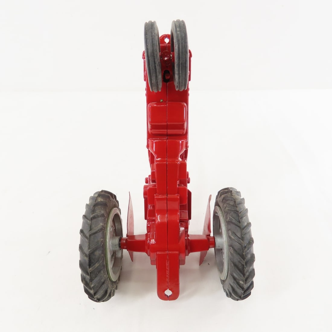 ERTL International Farmall 544 & IH Hay Baler - 12