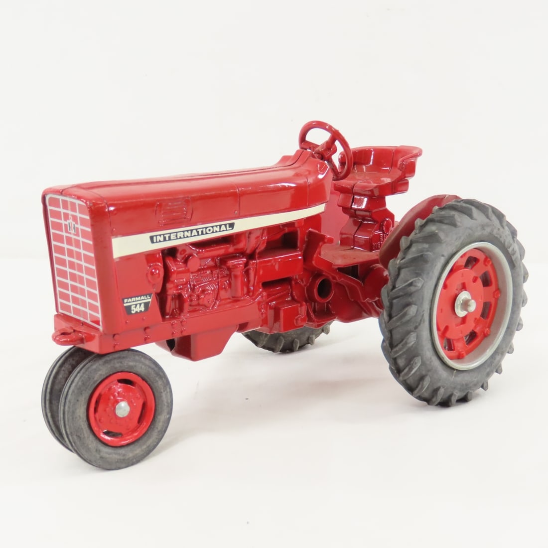 ERTL International Farmall 544 & IH Hay Baler - 3