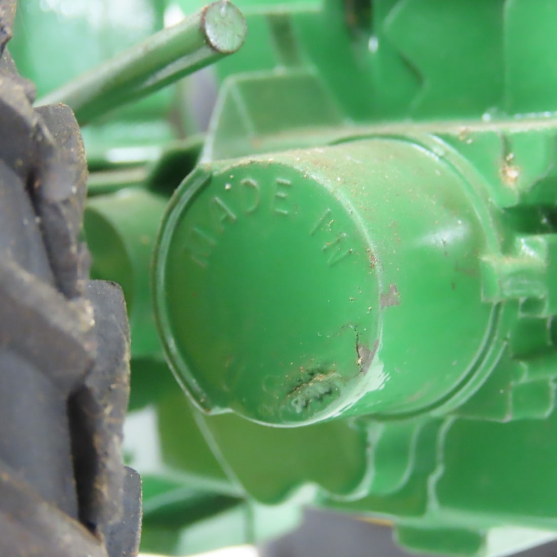 ERTL JD NF Tractor & 220 Power-Flex Folding Disc - 12
