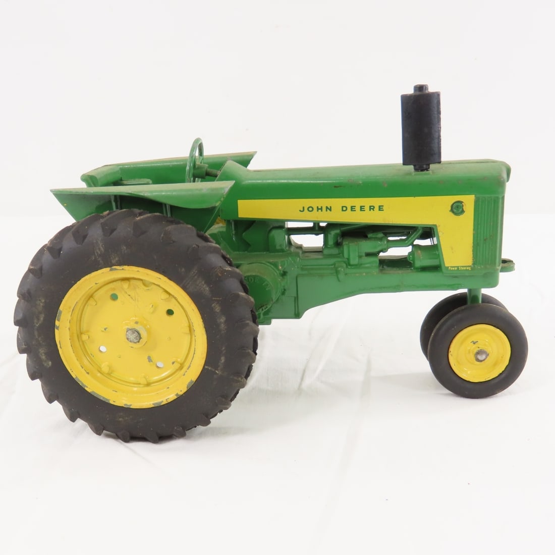 ERTL JD NF Tractor & 220 Power-Flex Folding Disc - 6