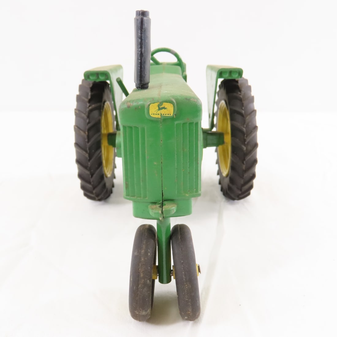 ERTL JD NF Tractor & 220 Power-Flex Folding Disc - 8