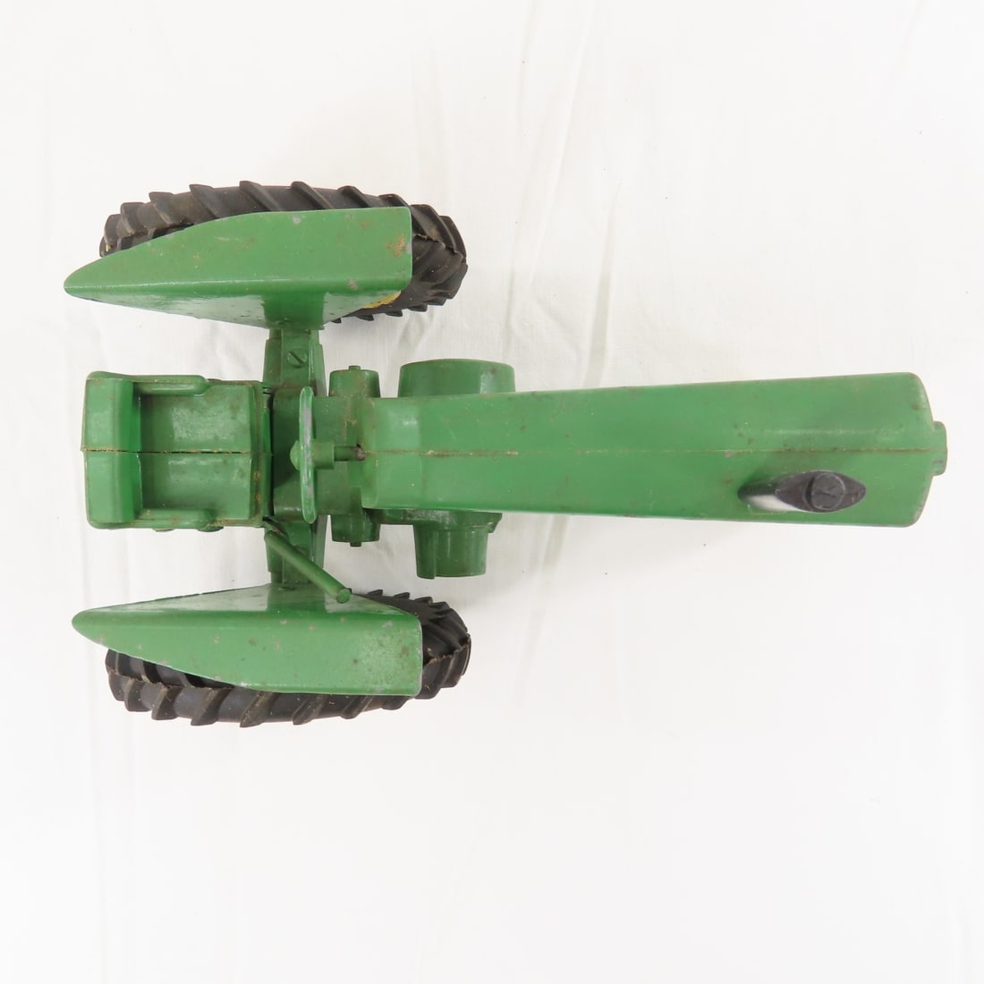 ERTL JD NF Tractor & 220 Power-Flex Folding Disc - 9