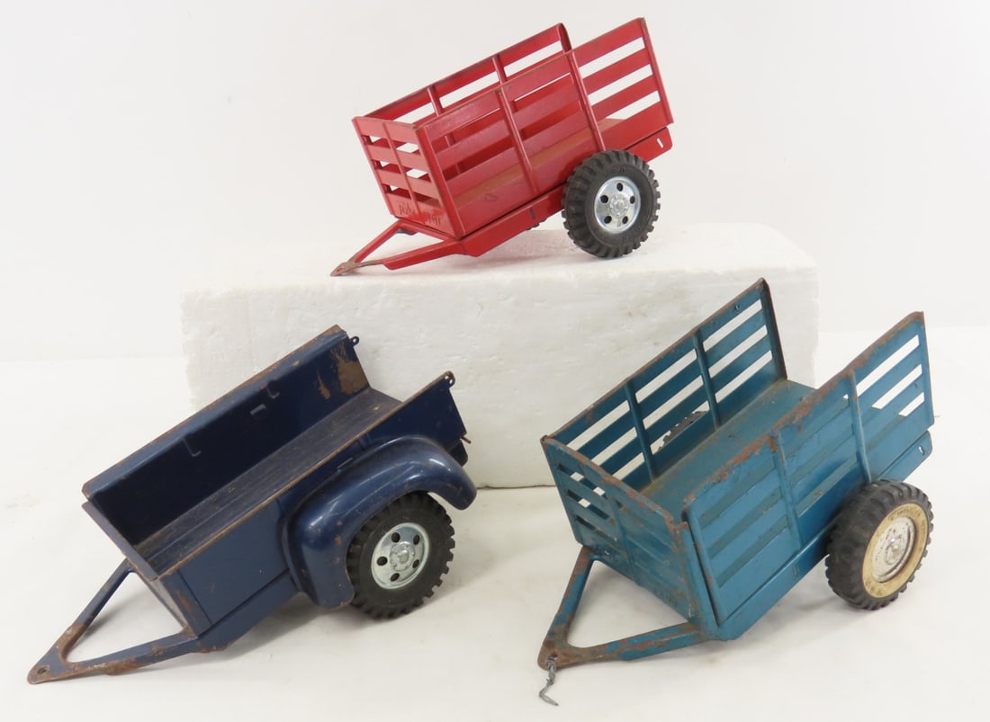 3 Vintage Tonka 1/18 Diecast Trailers: 3 Vintage Tonka 1/18 Diecast Trailers - LOT SIZE: 14x8x6' 3 LBS All information and photos, which are part of the description, are intended to be as accurate as possible, but errors are possible. No
