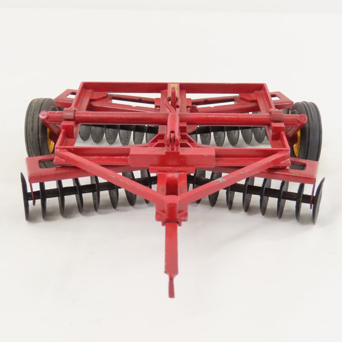 Reuhl Products Massey-Harris Wagon & Disc Harrow - 16