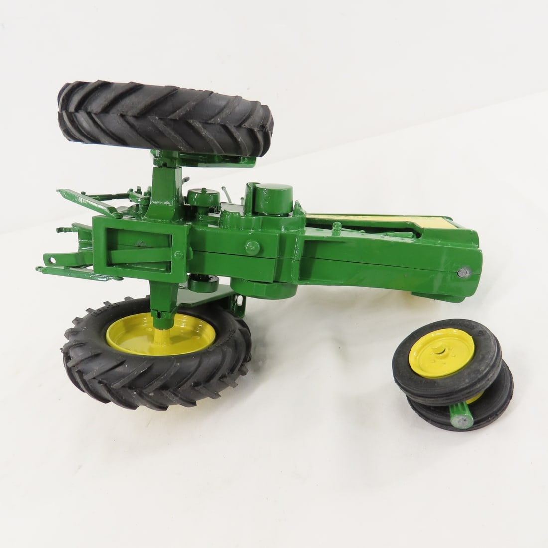Eagle Toys John Deere 630 NF Tractor- damaged - 11