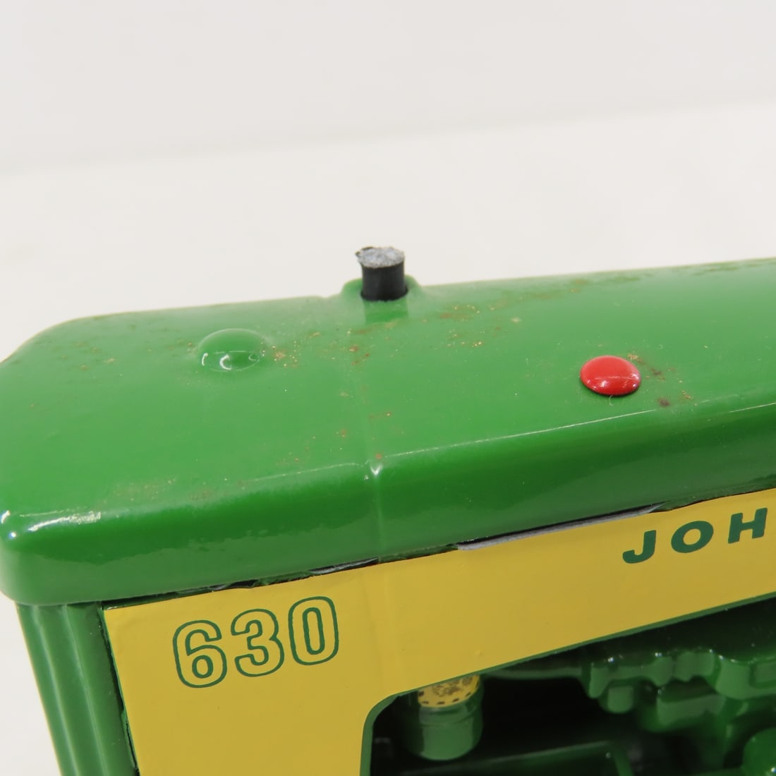 Eagle Toys John Deere 630 NF Tractor- damaged - 18