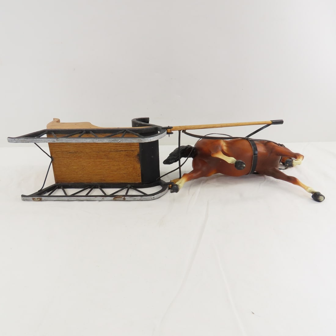 Breyer Horse Pulling Custom Open Sleigh - 10