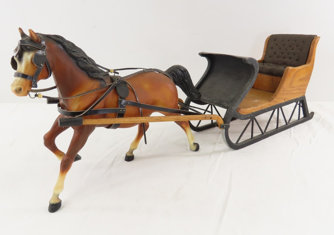 Breyer Horse Pulling Custom Open Sleigh: Breyer Horse Pulling Custom Open Sleigh - unmarked, all wood sleigh, LOT SIZE: 21x9x6" 2 LBS All information and photos, which are part of the description, are intended to be as accurate as possible,