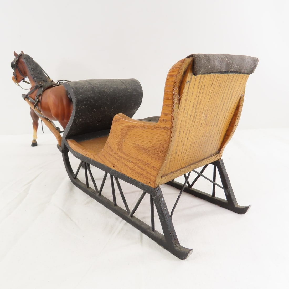 Breyer Horse Pulling Custom Open Sleigh - 3