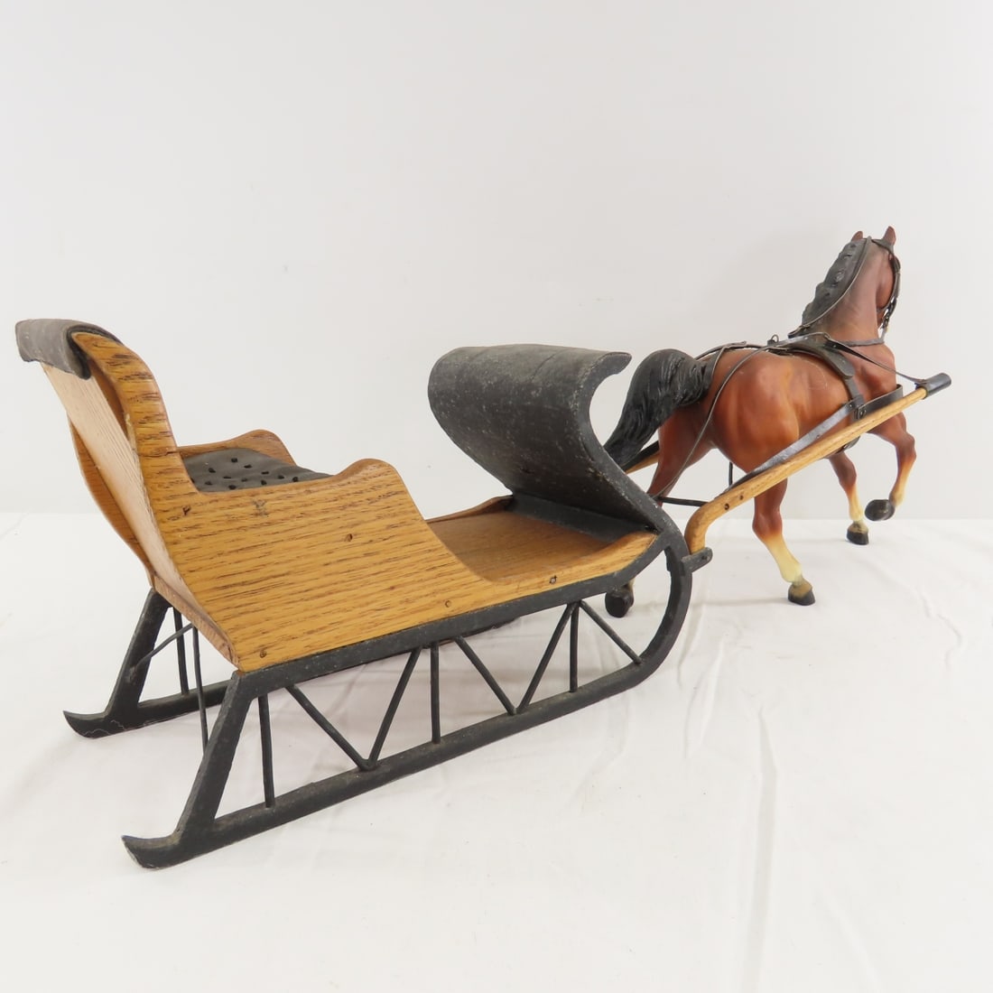 Breyer Horse Pulling Custom Open Sleigh - 5