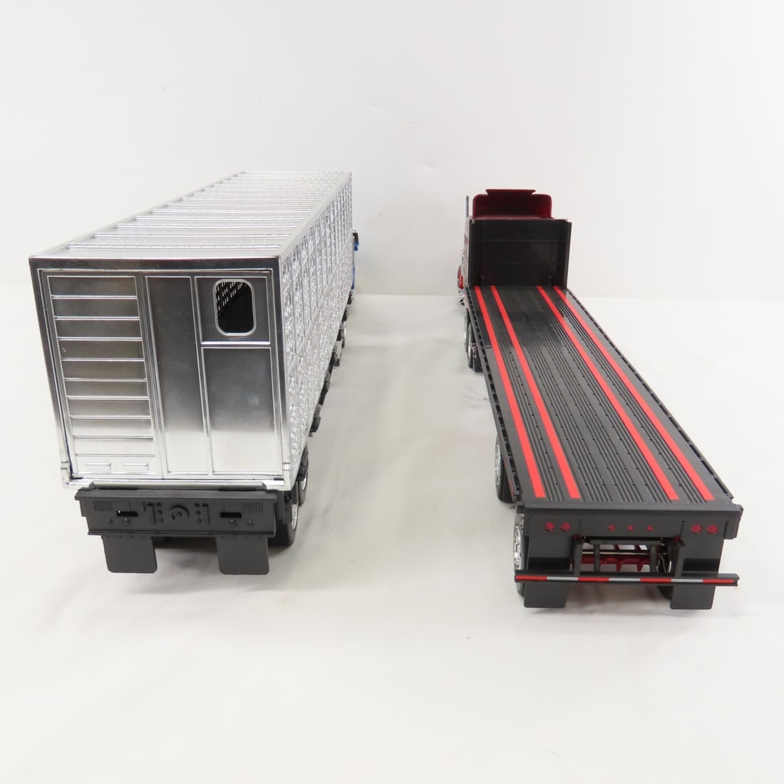 Franklin Mint & 2 New Ray Semi-Trailers - 15