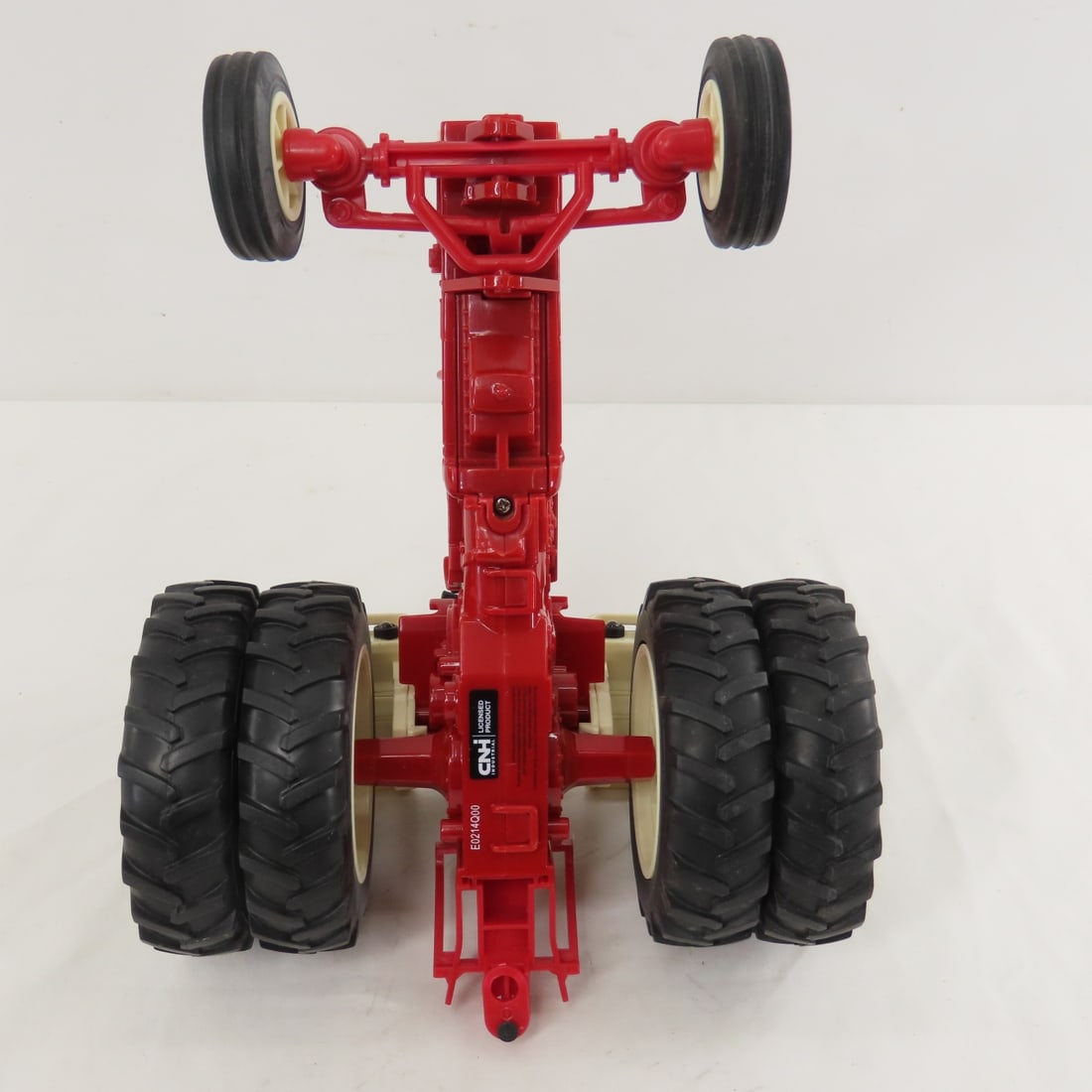 ERTL Farmall 1206 Turbo Diesel w/ Sound & Lights - 10