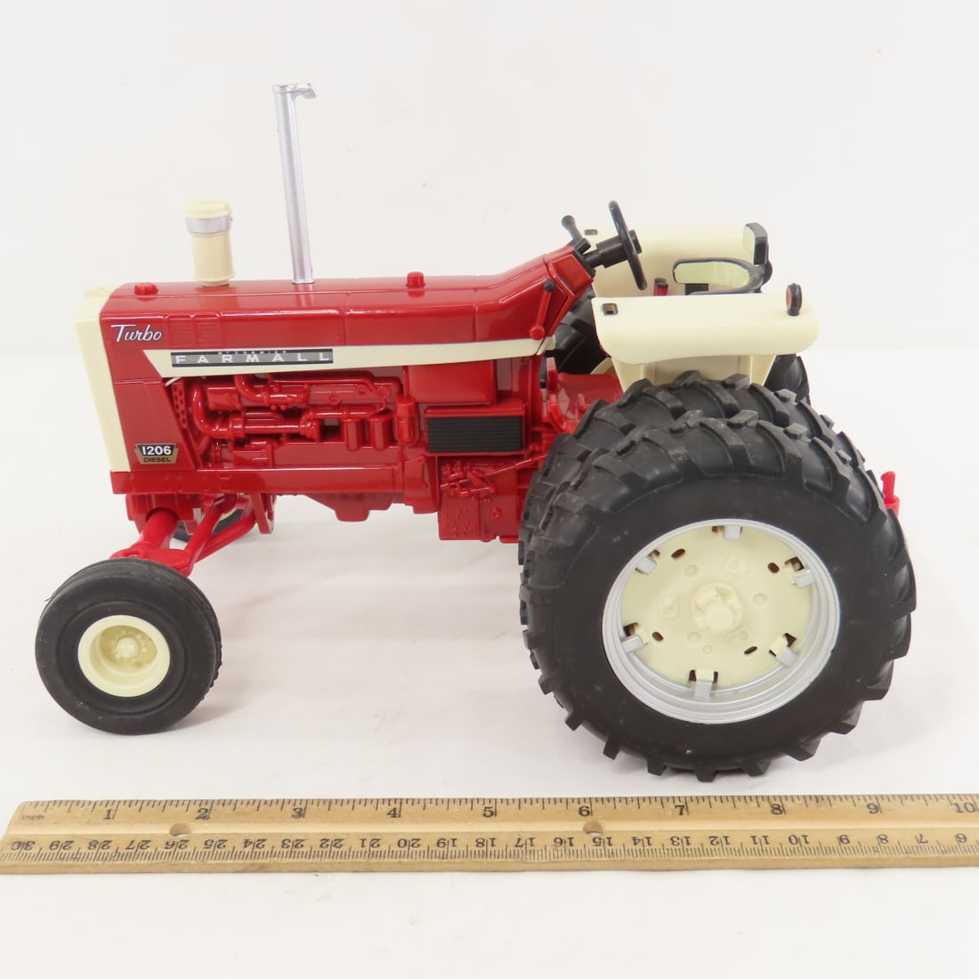 ERTL Farmall 1206 Turbo Diesel w/ Sound & Lights - 2