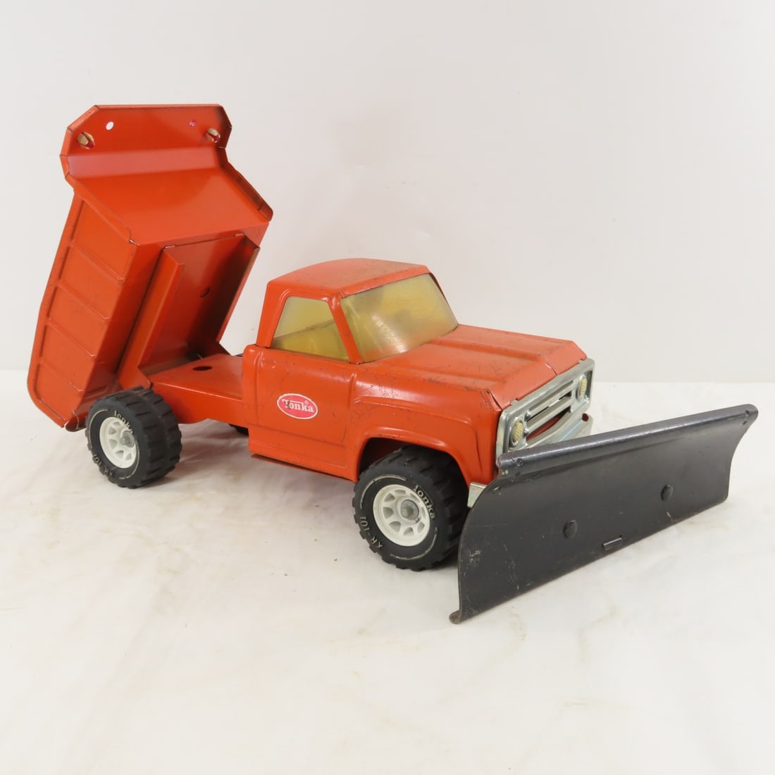 1970s Tonka Orange Dump Truck with Blade - 12
