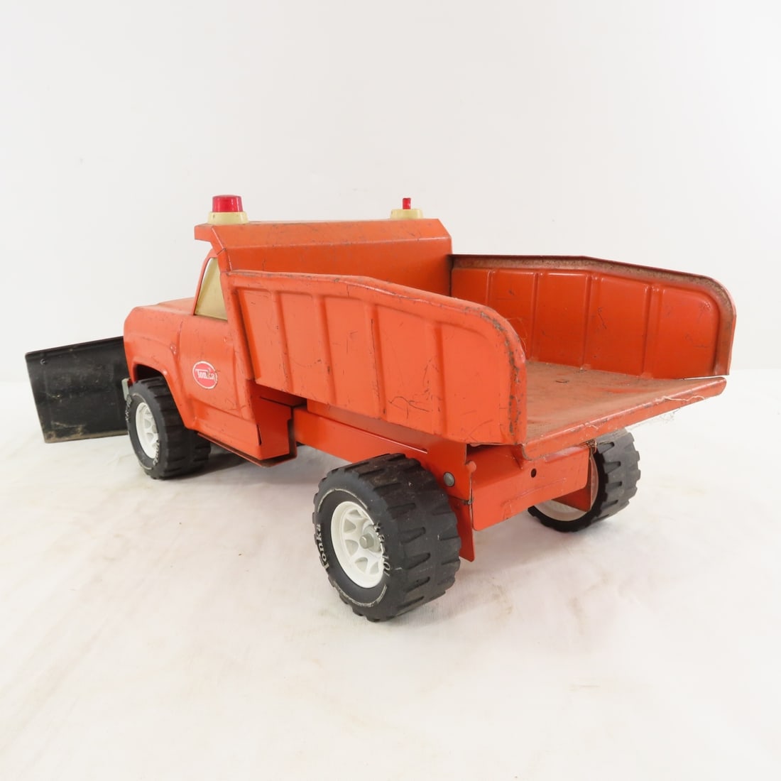 1970s Tonka Orange Dump Truck with Blade - 3