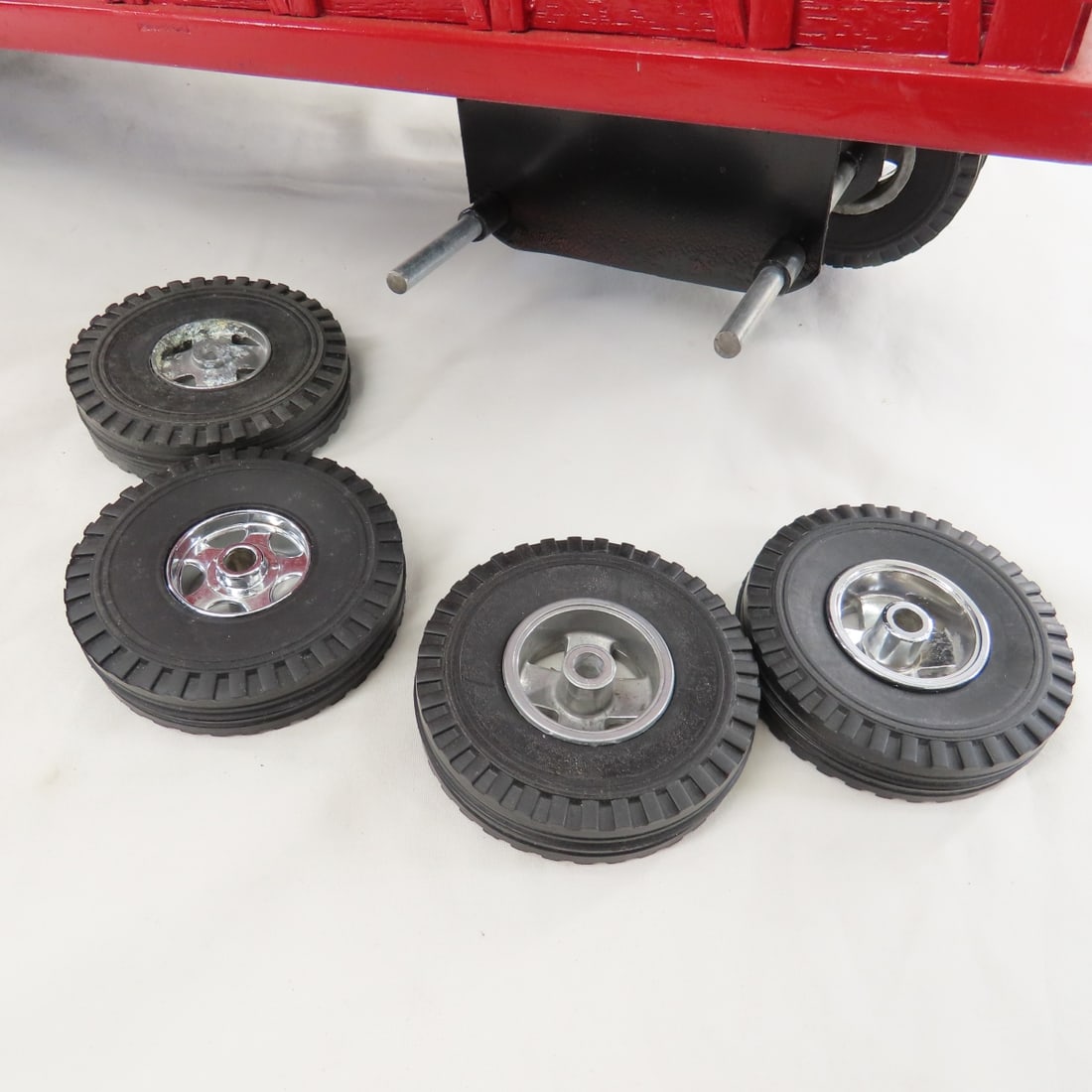 Red Painted Tonka Truck & Custom Cattle Trailer - 15