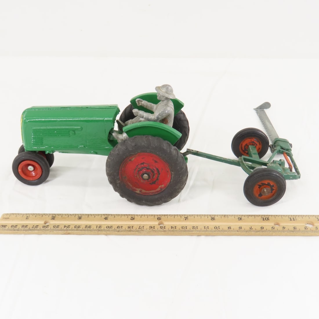 Slik Toys Oliver Tractor, Driver & Sickle Mower - 2
