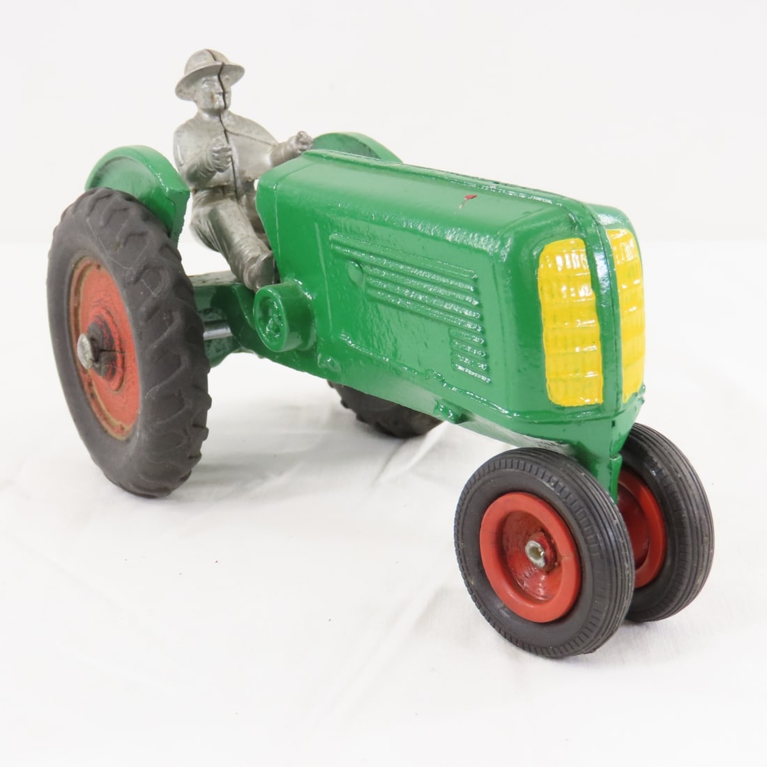 Slik Toys Oliver Tractor, Driver & Sickle Mower - 7