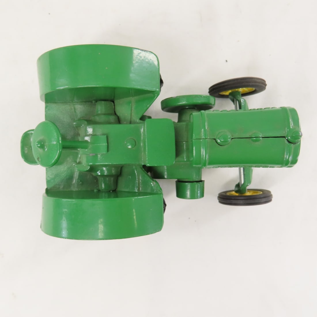 2 Unbranded John Deere Model D Tractors - 19