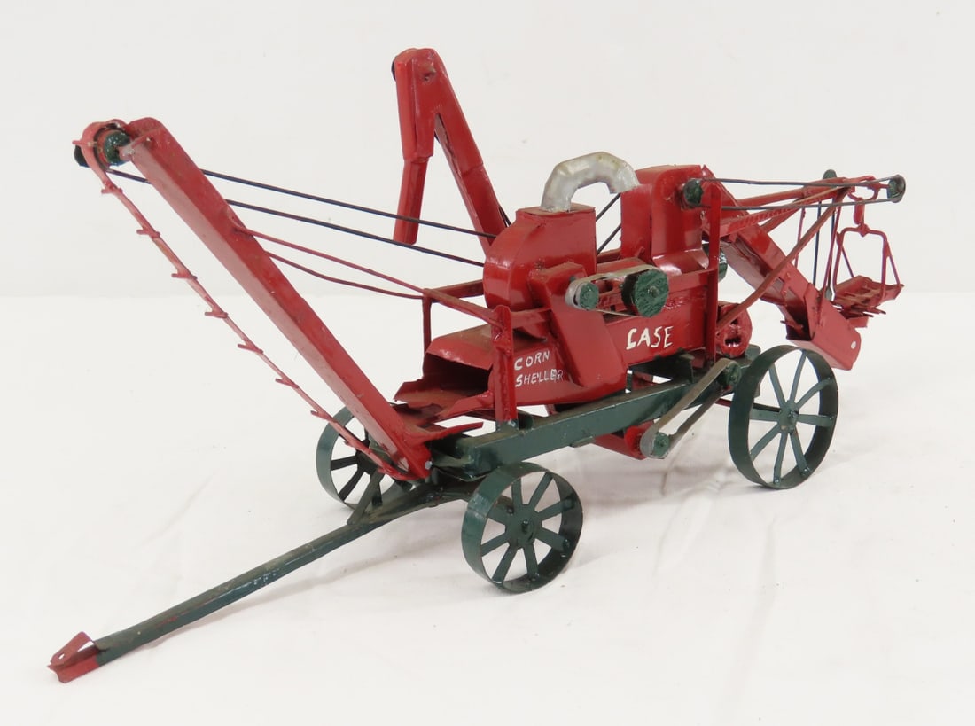Scratch Built CASE Aluminum Corn Sheller: Scratch Built CASE Aluminum Corn Sheller - approx: 1/24 scale LOT SIZE: 13x7x4"1 LB All information and photos, which are part of the description, are intended to be as accurate as possible, but