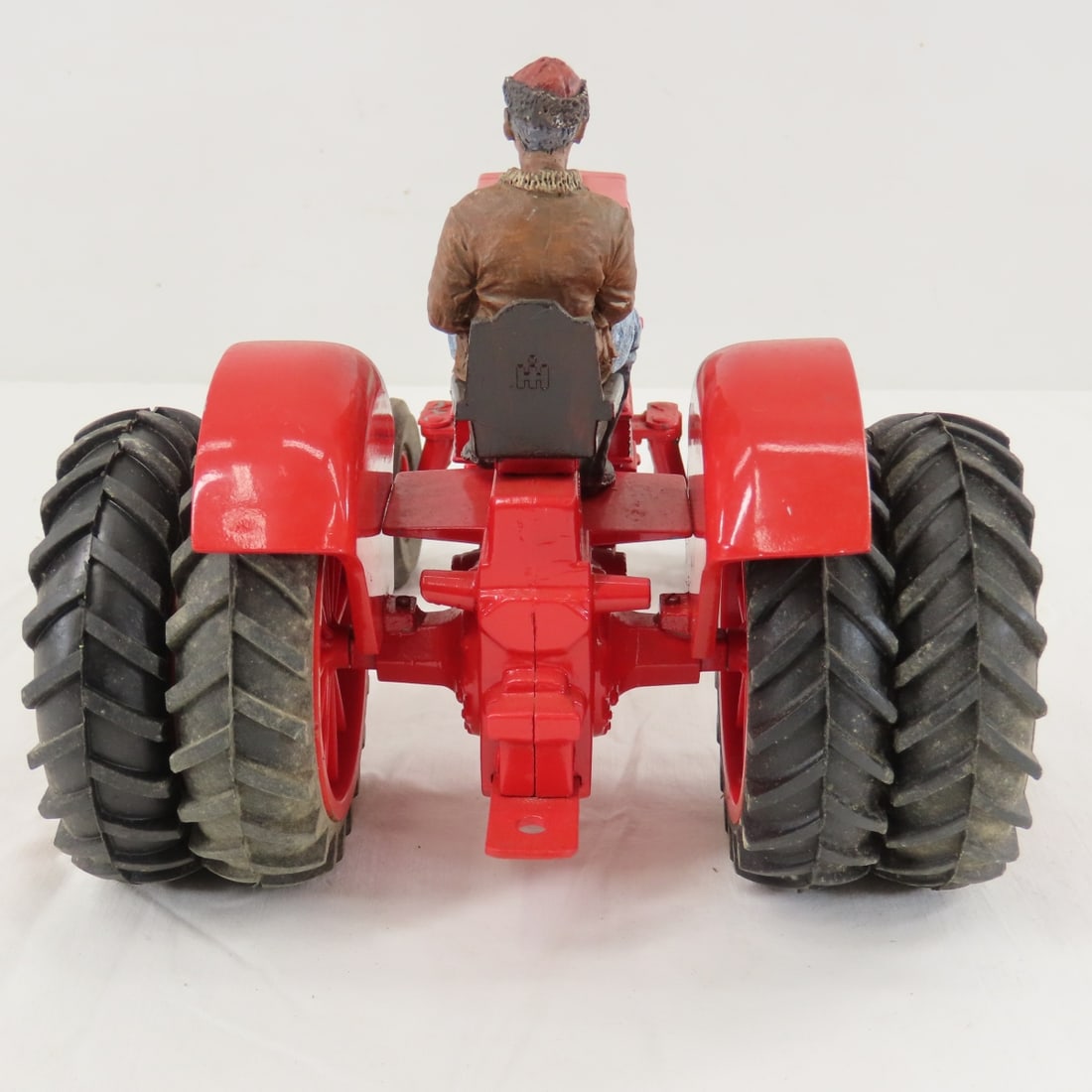 ERTL International Farmall 1466 Turbo Tractor - 4