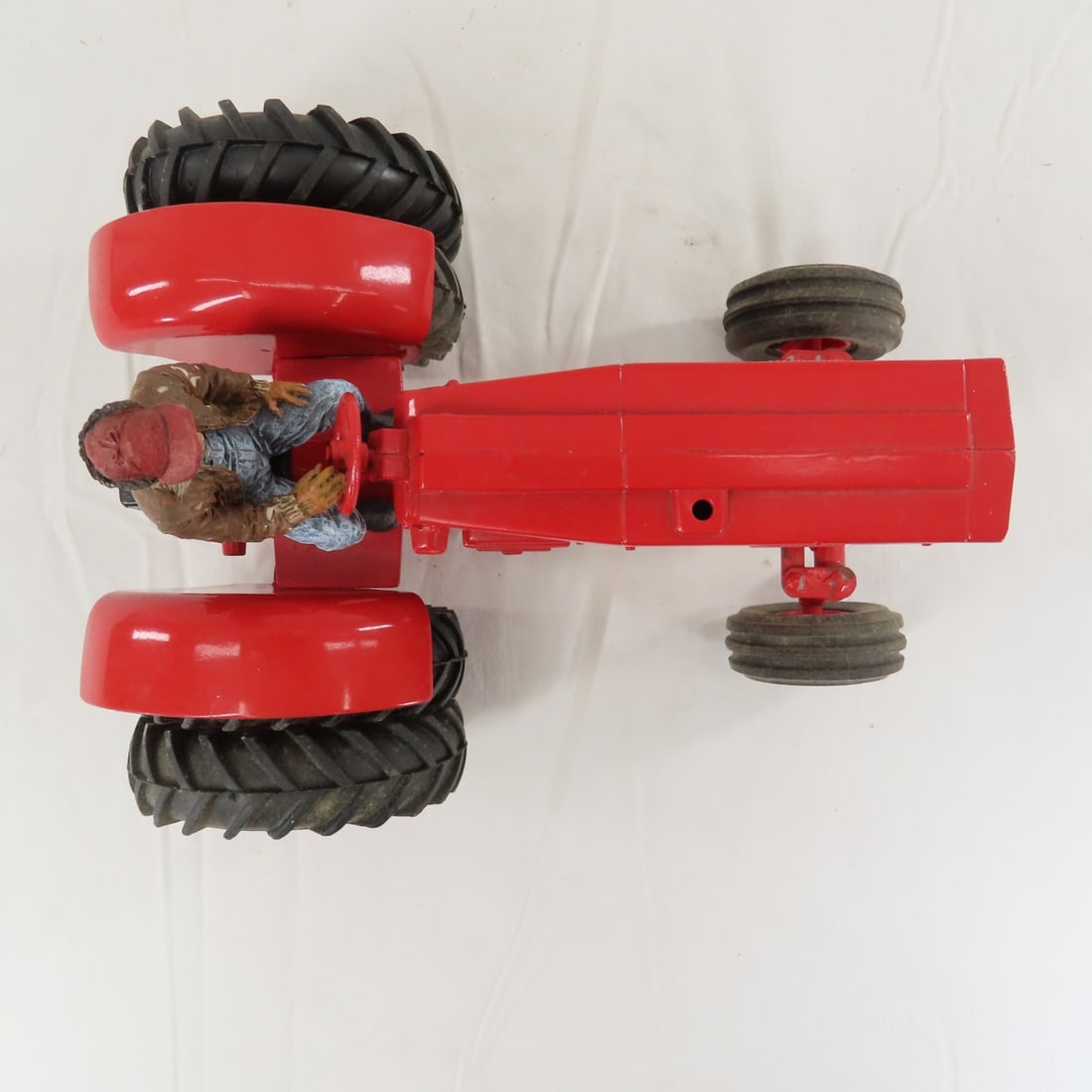 ERTL International Farmall 1466 Turbo Tractor - 9