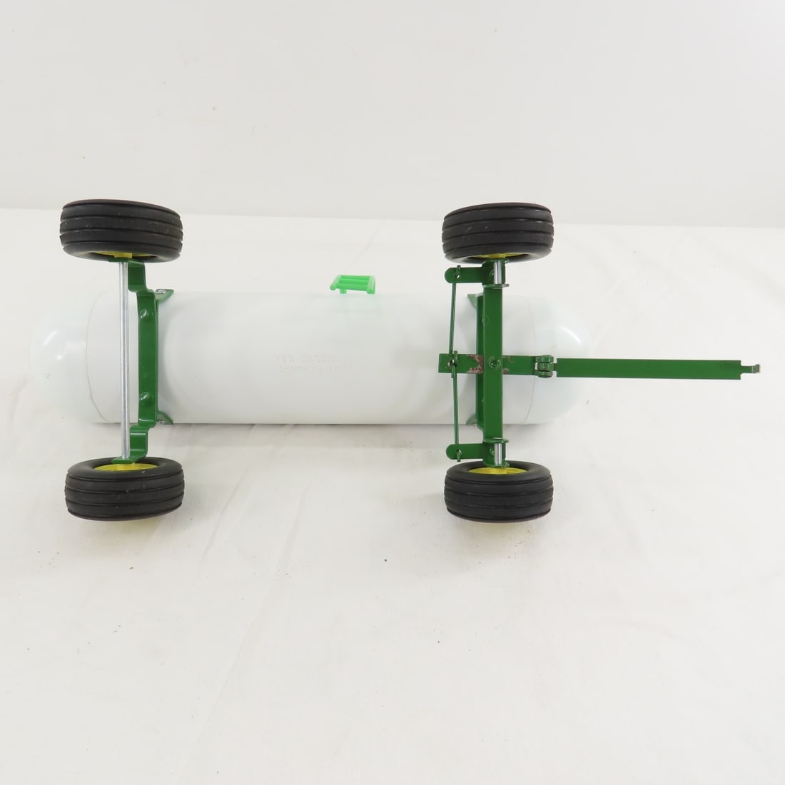 2 Toy Farmer Anhydrous Ammonia Tank Wagons - 10